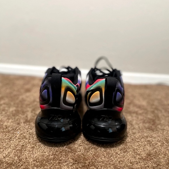 Air Max 720 Color Streaks - Picture 3 of 7